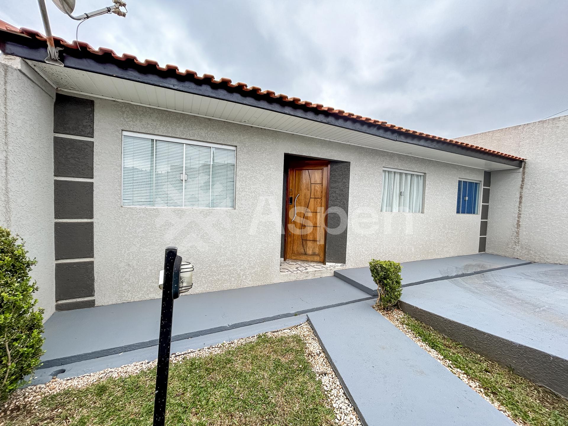Linda Casa à Venda - Jd. Canaã -  3 Quartos - Piscina - Ponta ...