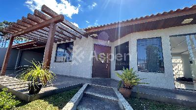 Casa t?rrea com 130m2 e piscina - Oficinas - Ponta Grossa - PR