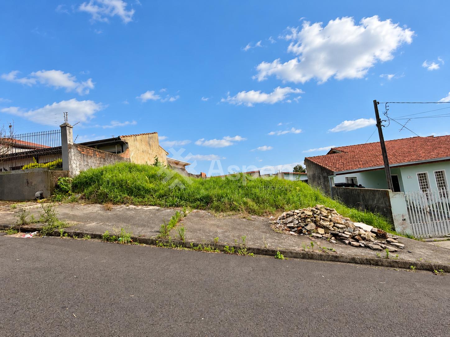 Terreno à venda na rua José Miara - Vila Liane - Ponta Grossa-PR