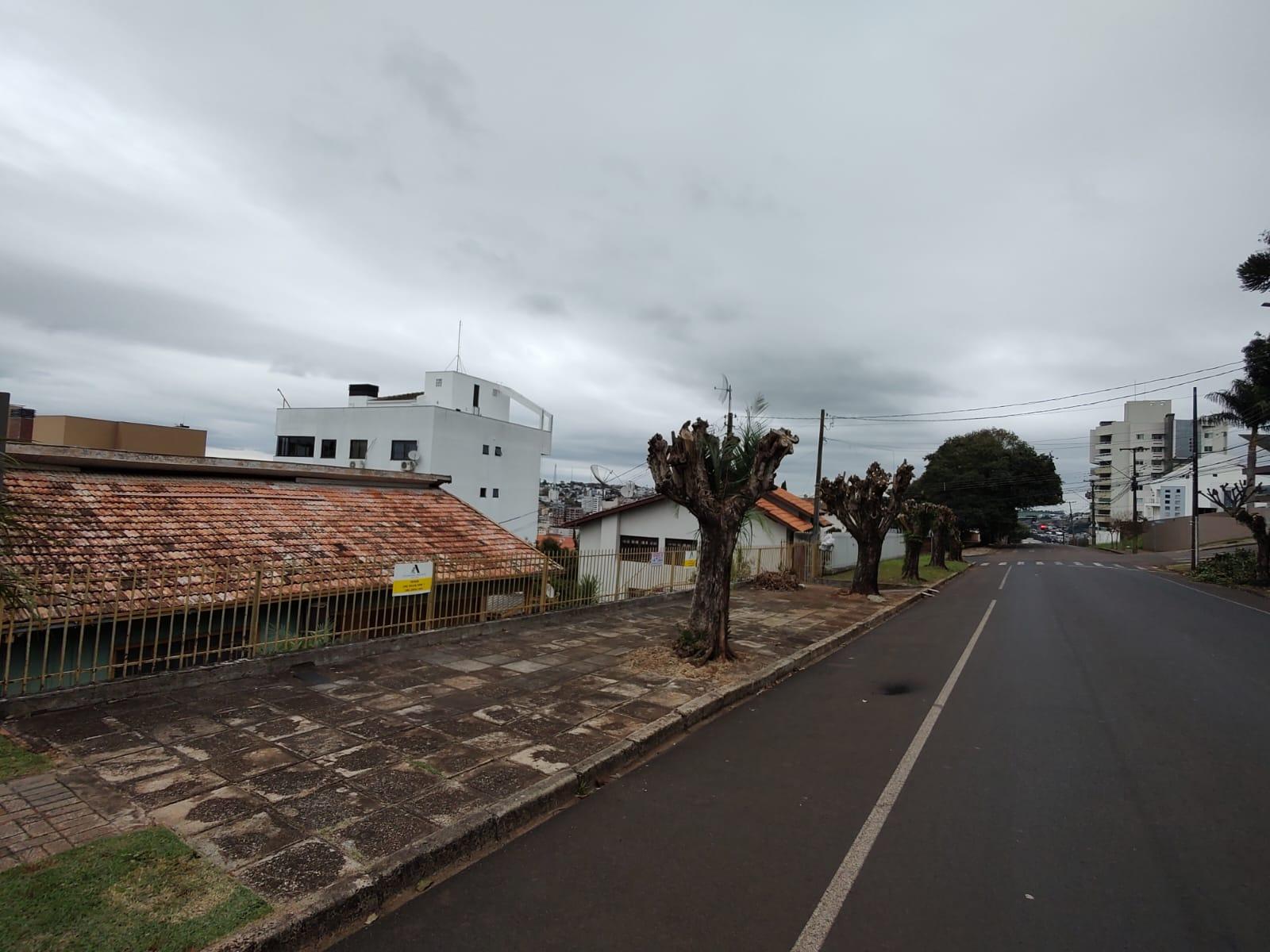Lote amplo à venda no bairro Brasília em Pato Branco - PR