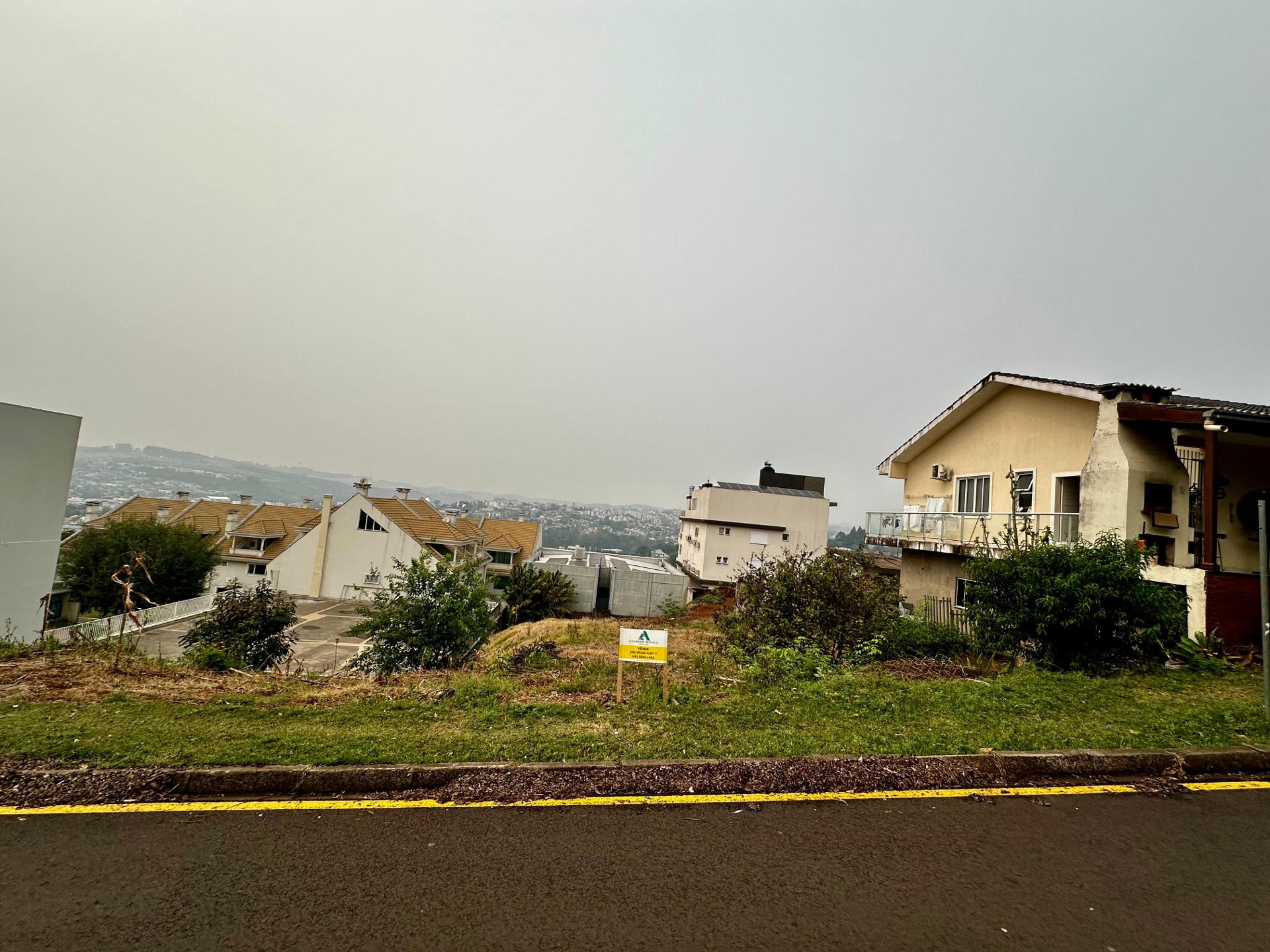 Lote amplo ? venda no bairro Amadori em Pato Branco - PR