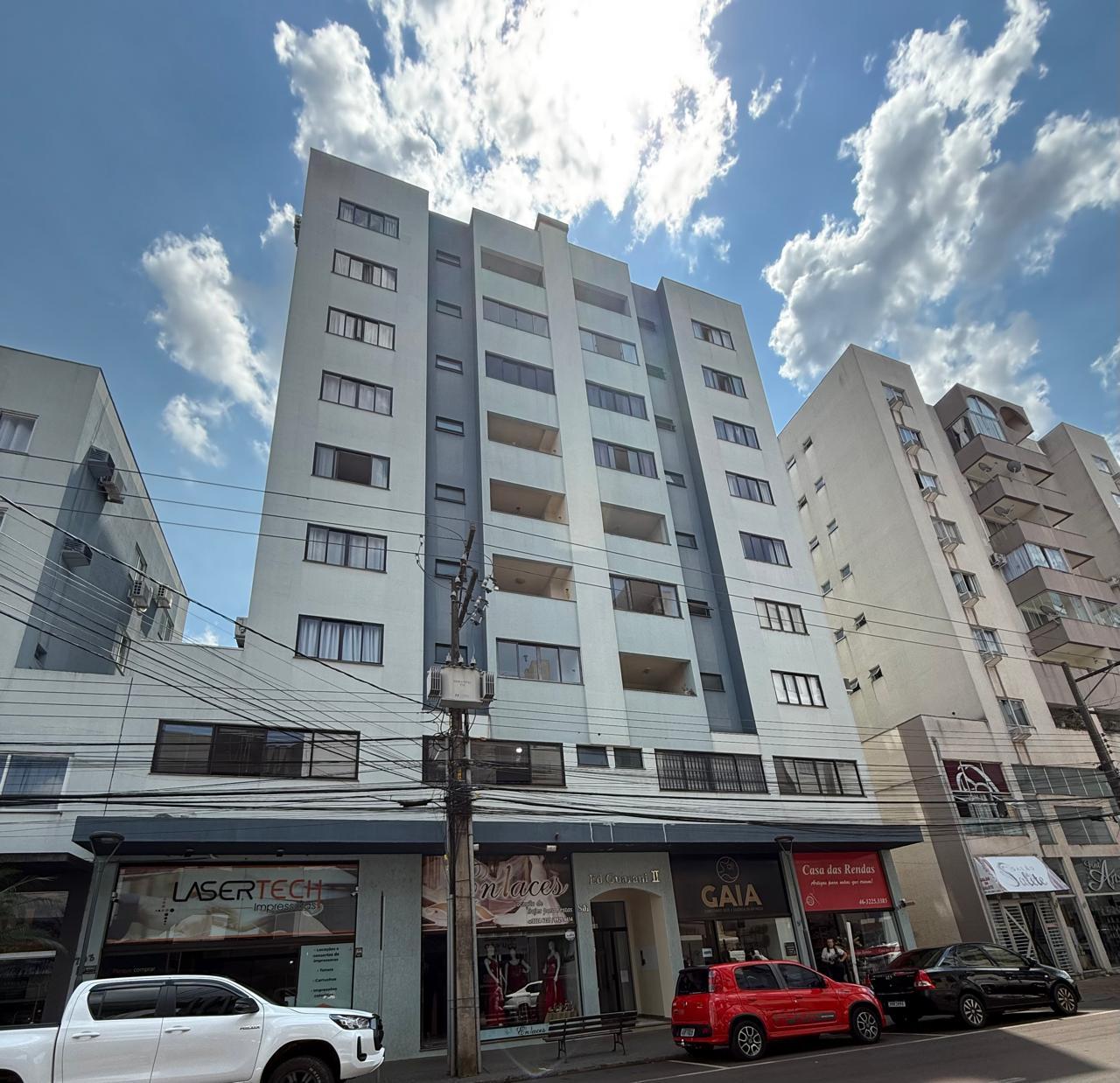 Apartamento semimobiliado no Edif?cio Guarani II ? venda em Pa...