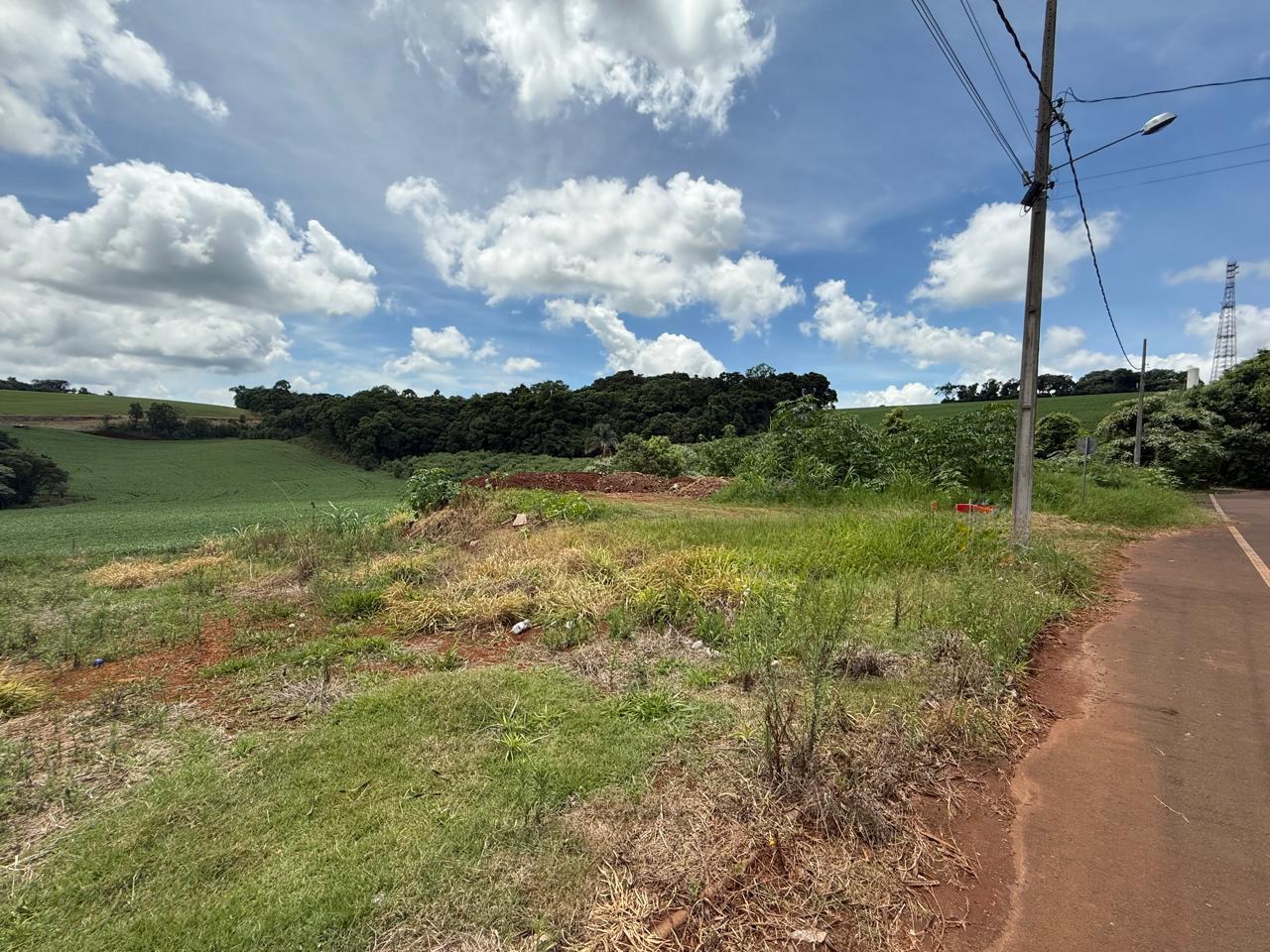 Lote amplo à venda no bairro Alvorada em Pato Branco - PR