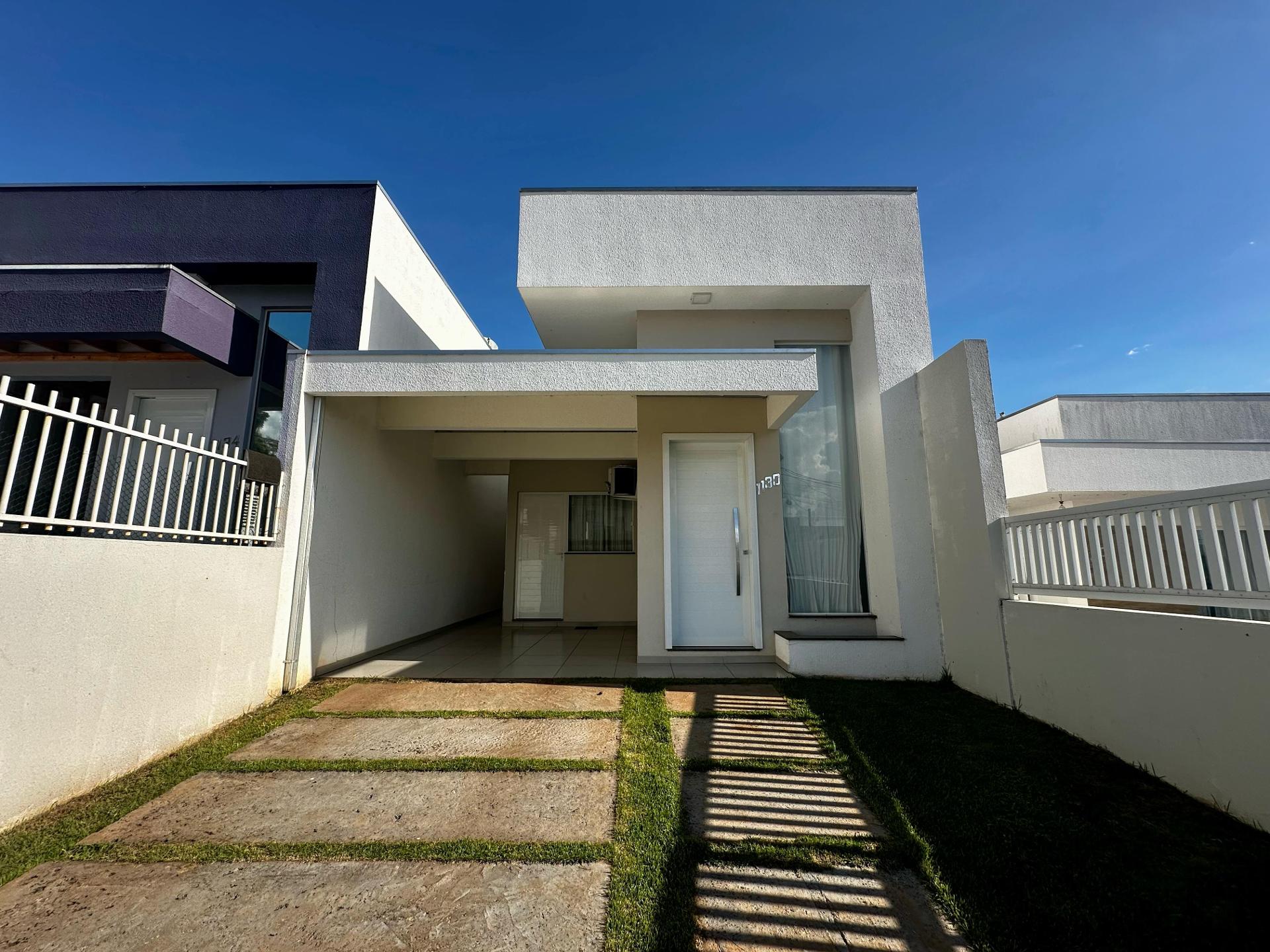 Casa com piscina à venda no bairro São Francisco em Pato Branc...