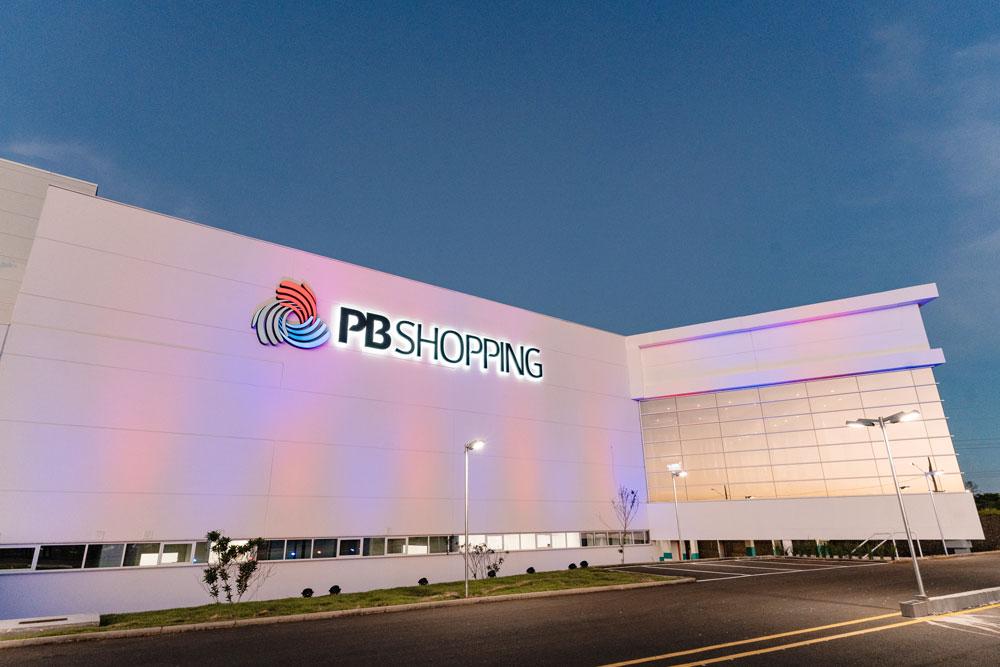 Loja bem posicionada a venda no PB Shopping em Pato Branco - PR