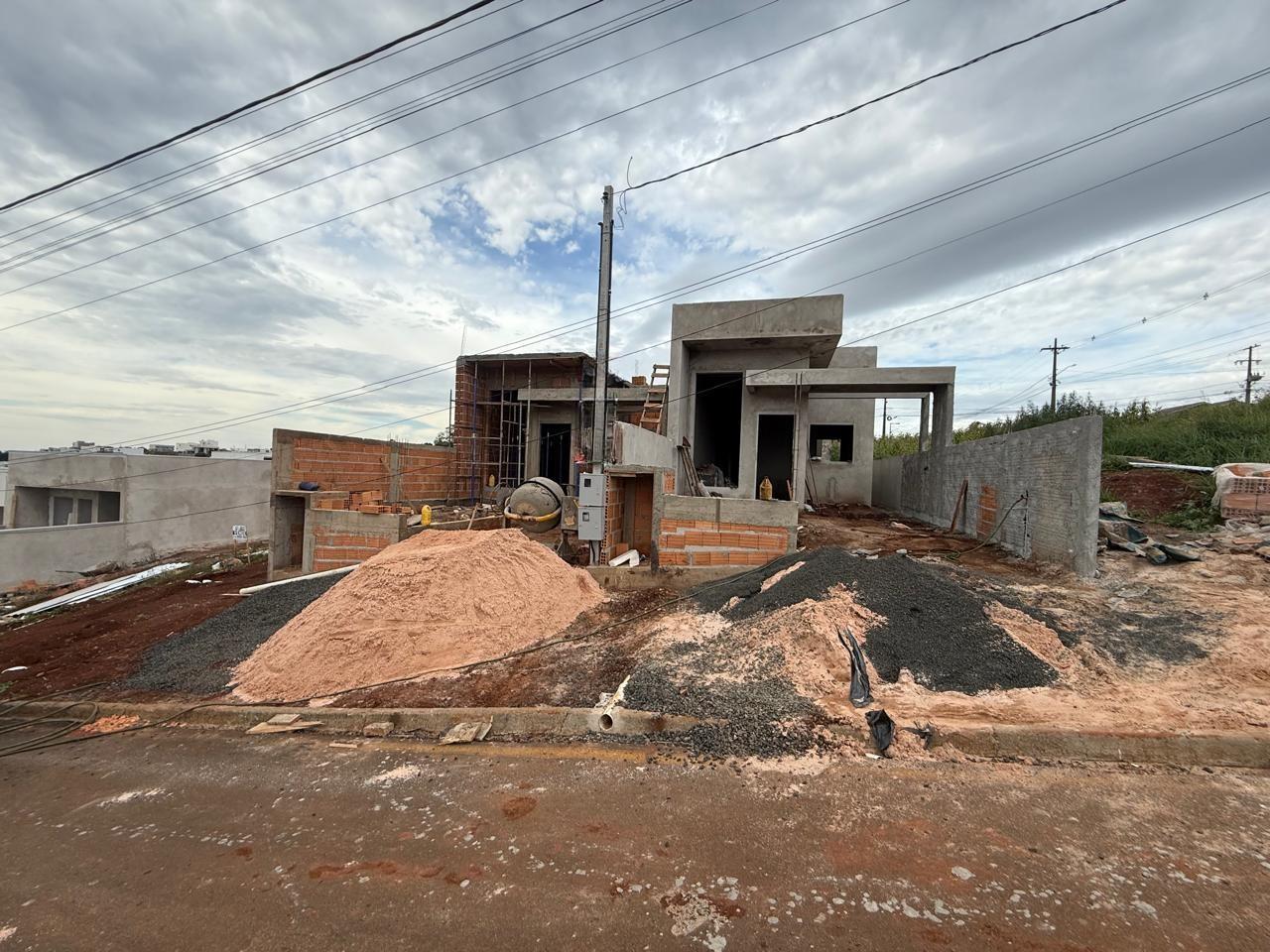 Casa com 02 quartos à venda no bairro Fraron em Pato Branco  - PR