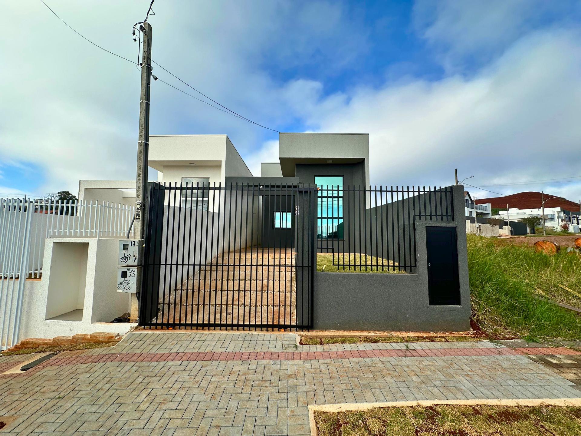 Casa NOVA à venda no bairro Fraron em  PATO BRANCO - PR