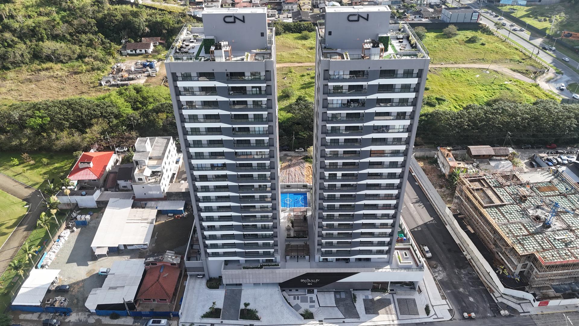 Apartamento pronto para morar na praia Brava em Itaja? - SC