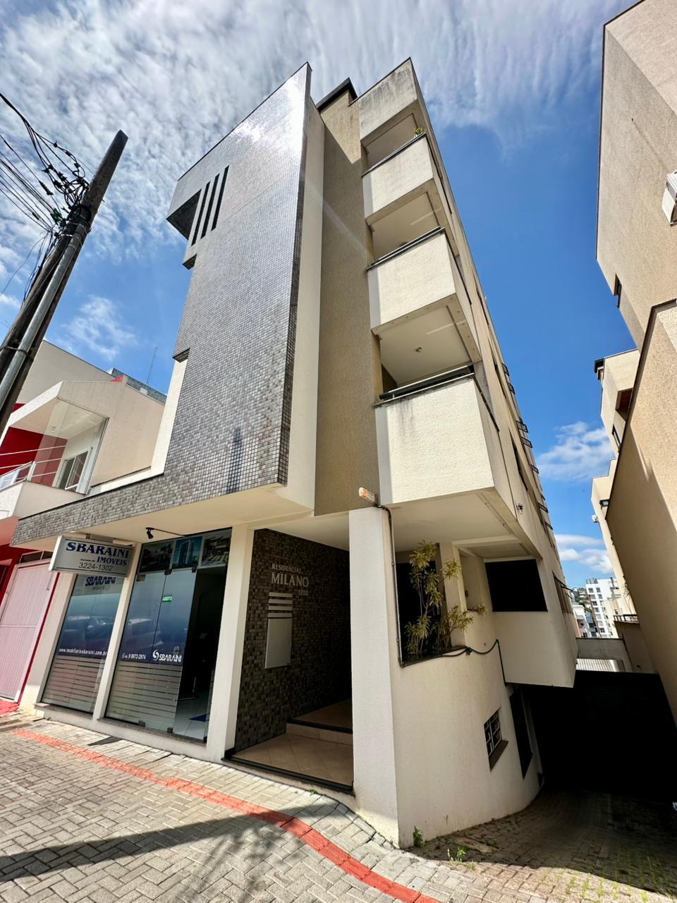 Apartamento em ótima localização à venda no Centro de Pato Bra...
