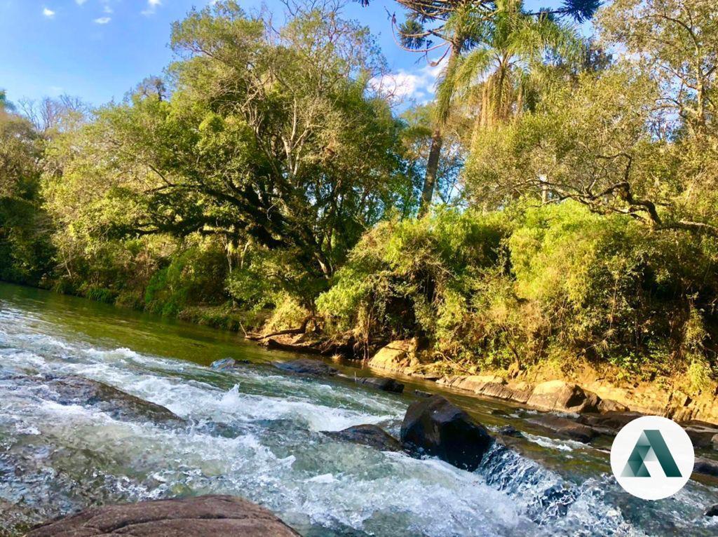 Chácara para lazer com acesso asfaltado em Pato Branco - PR