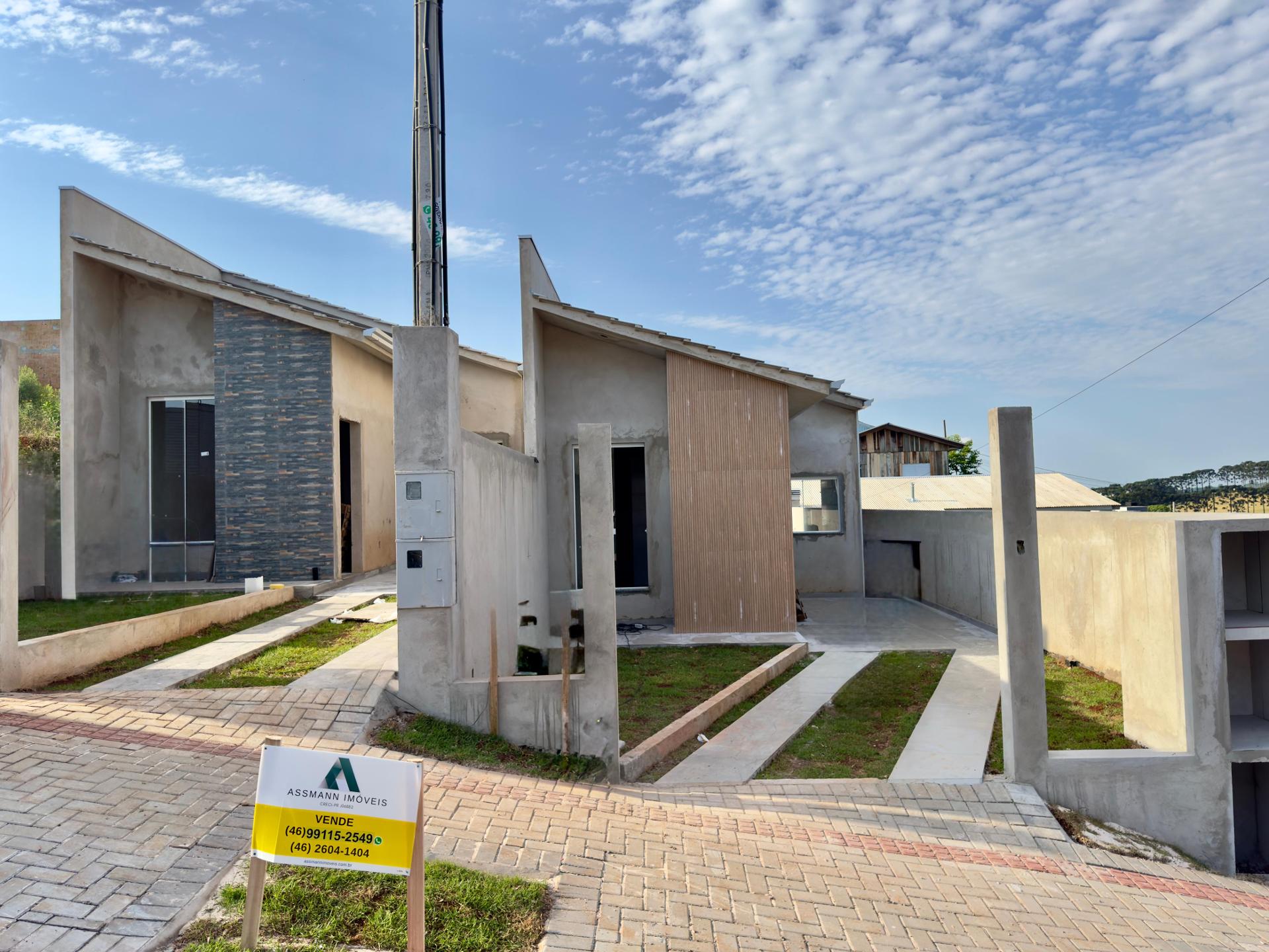 Casa NOVA à venda no bairro Alvorada em Pato Branco - PR