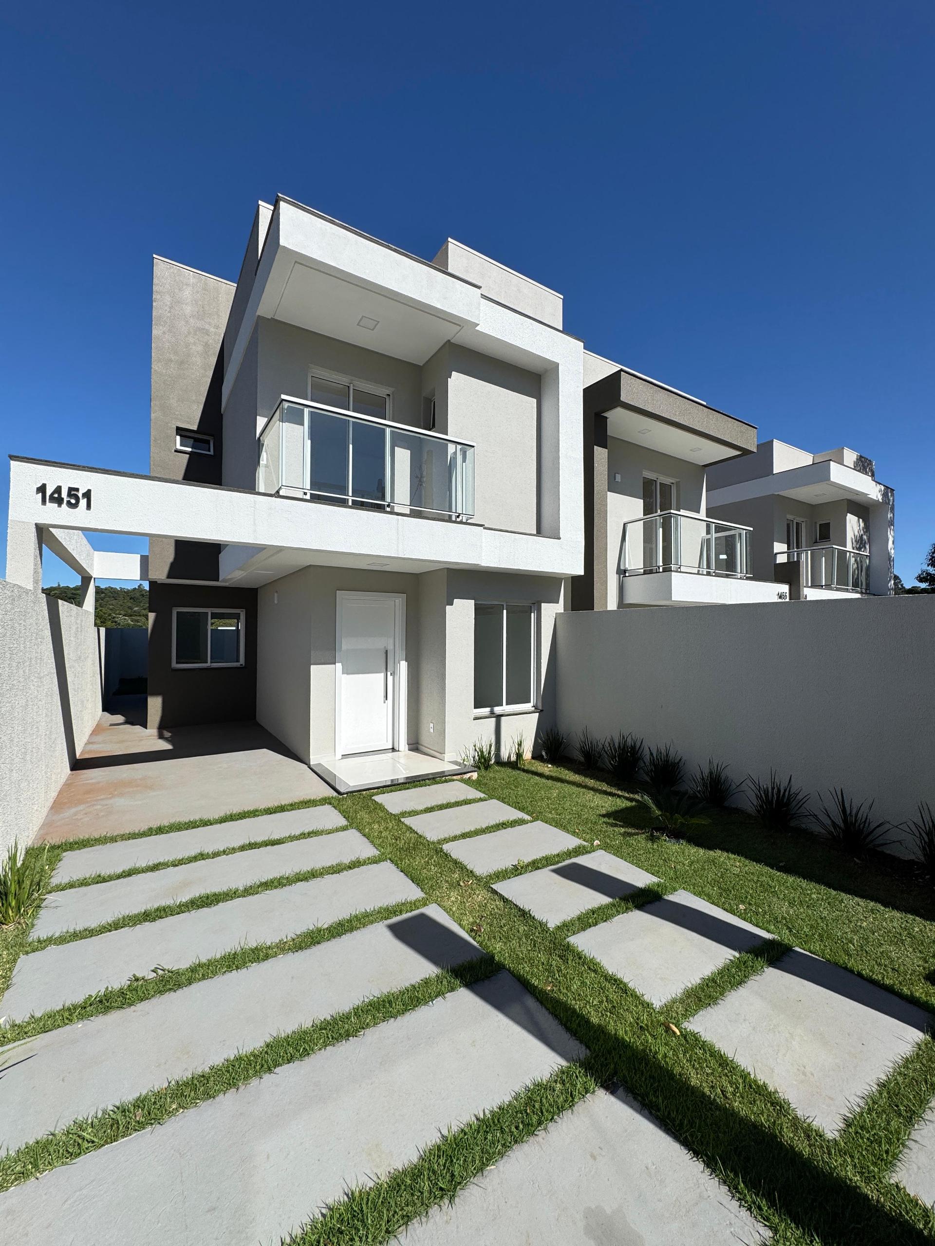 Sobrado à venda no bairro Pinheirinho em Pato Branco - PR