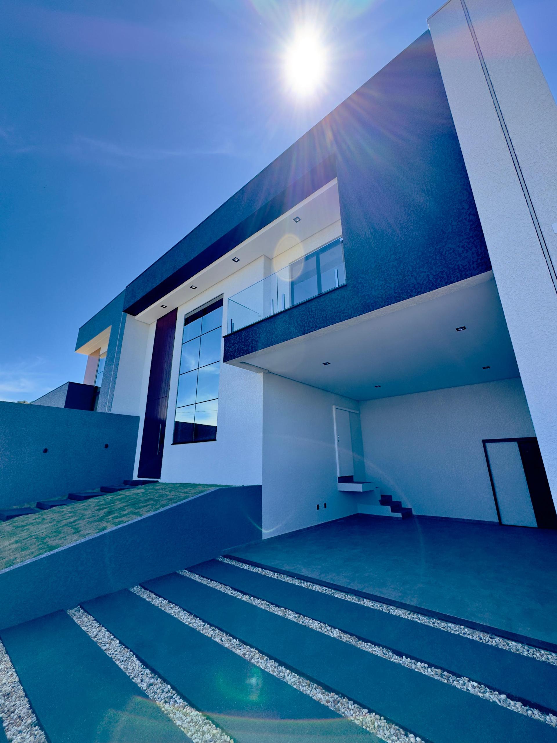 Casa de Alto Padrão no bairro Menino Deus em Pato Branco - PR