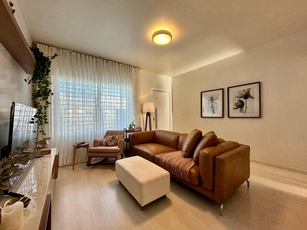 Casa térrea no alto do bairro Fraron em Pato Branco - PR