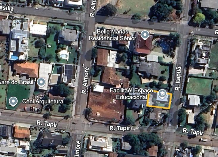 Terreno com casa mista no bairro Parzianello em Pato Branco - PR