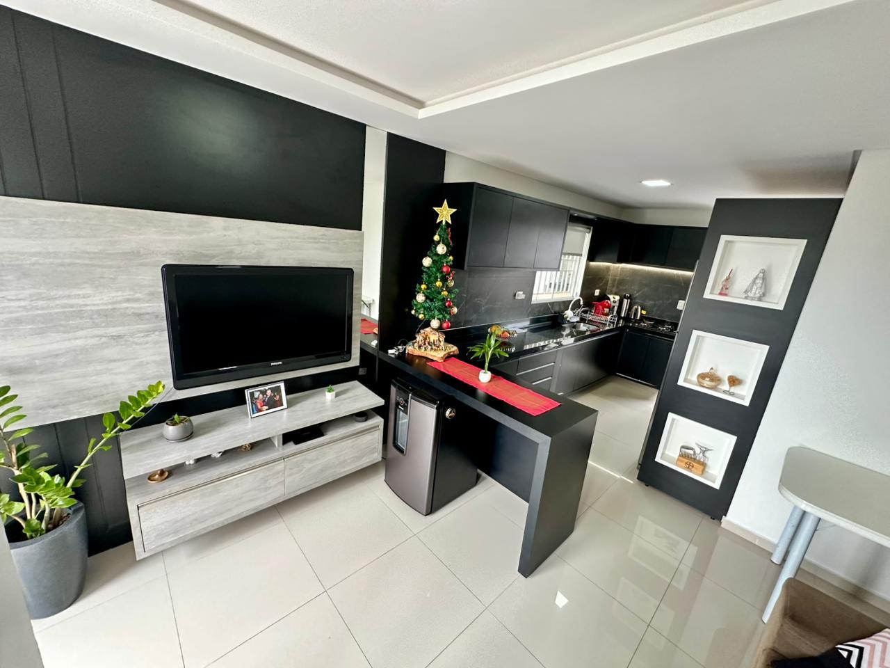 Casa com 02 quartos à venda no bairro Fraron em Pato Branco - PR