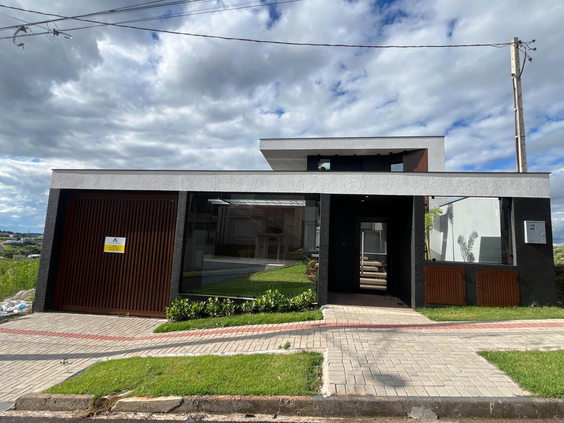 Casa NOVA à venda no bairro Cadorin em Pato Branco - PR