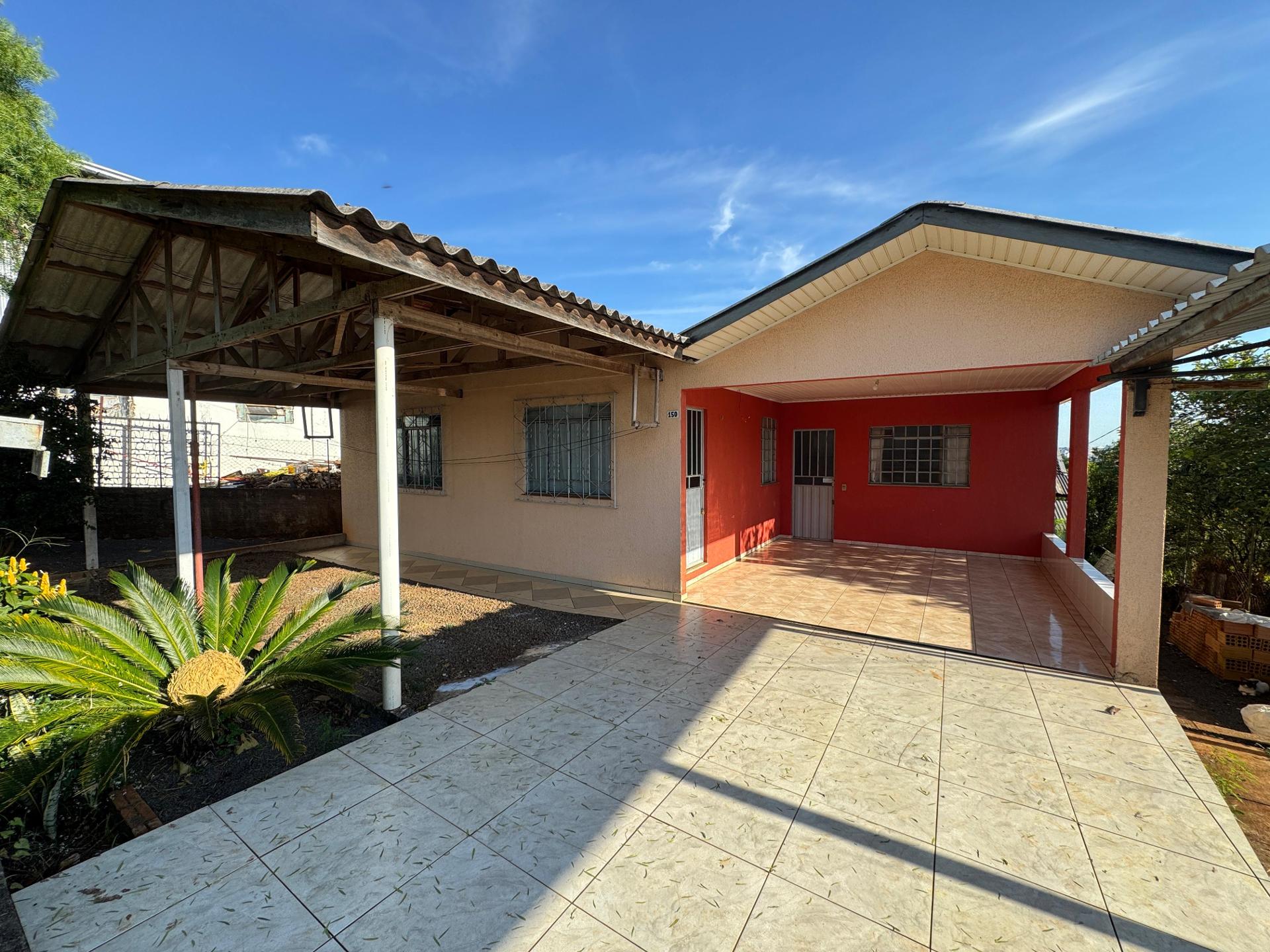 Casa com 03 quartos para loca??o no bairro S?o Roque em Pato B...