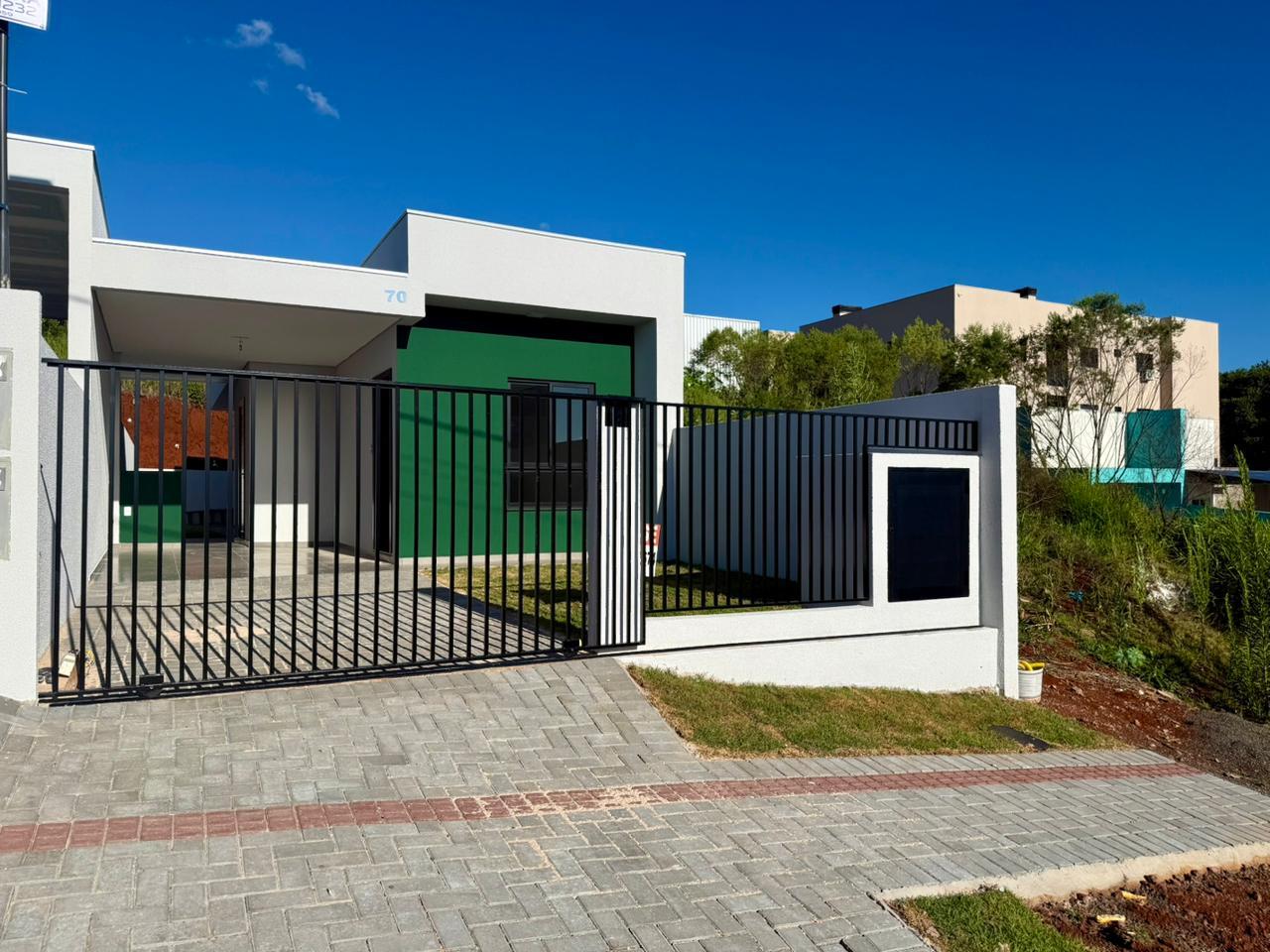 Casa  com 02 quartos ? venda no bairro Fraron em Pato Branco - PR