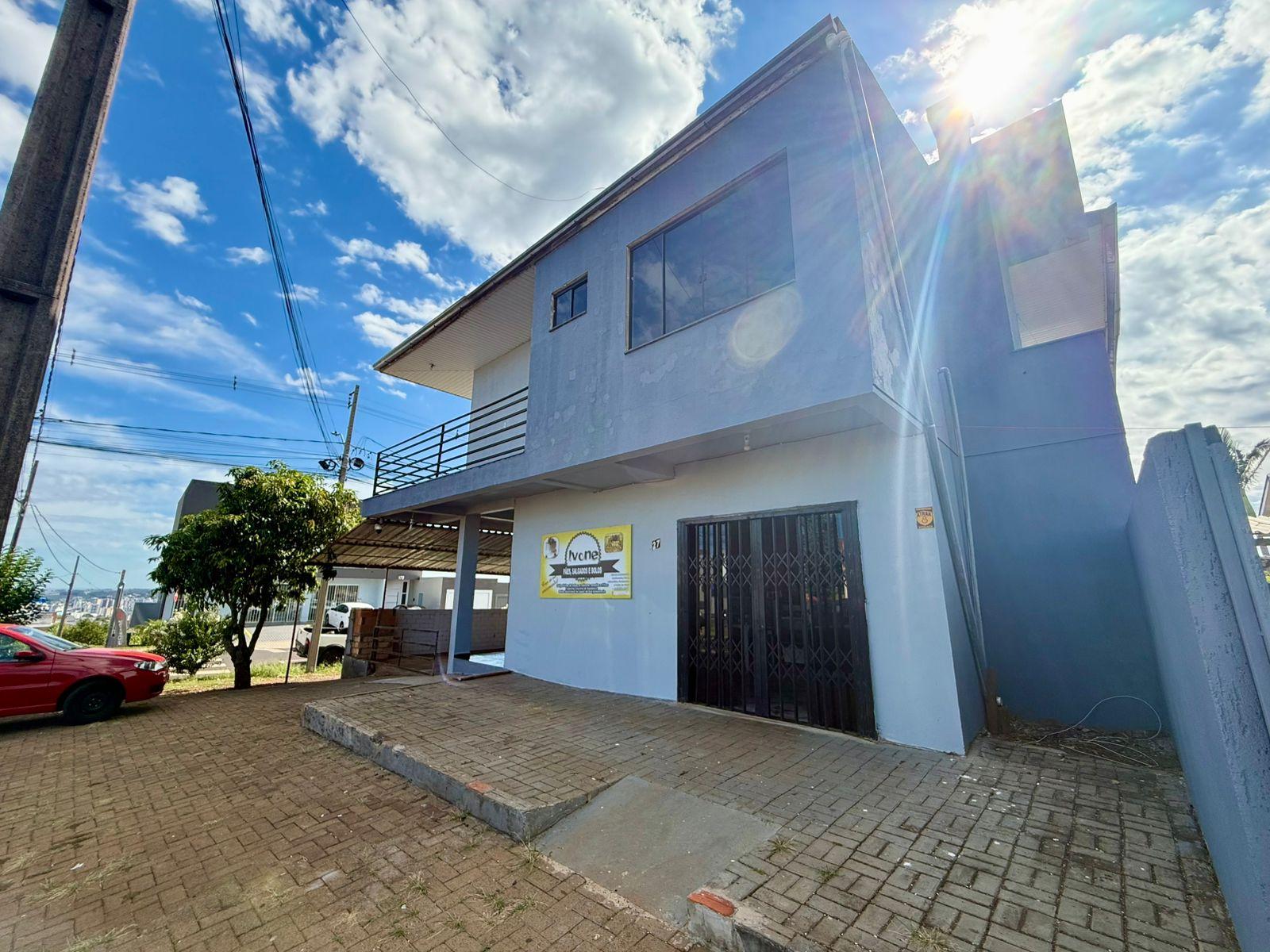 Edifício com sala comercial, apartamento e casa em Pato Branco...