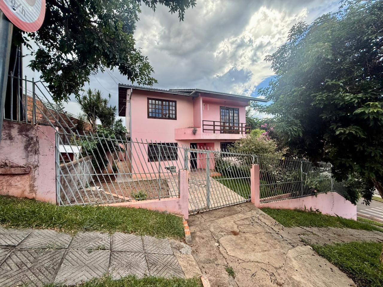 Casa de esquina para loca??o no bairro Jardim das Am?ricas em ...