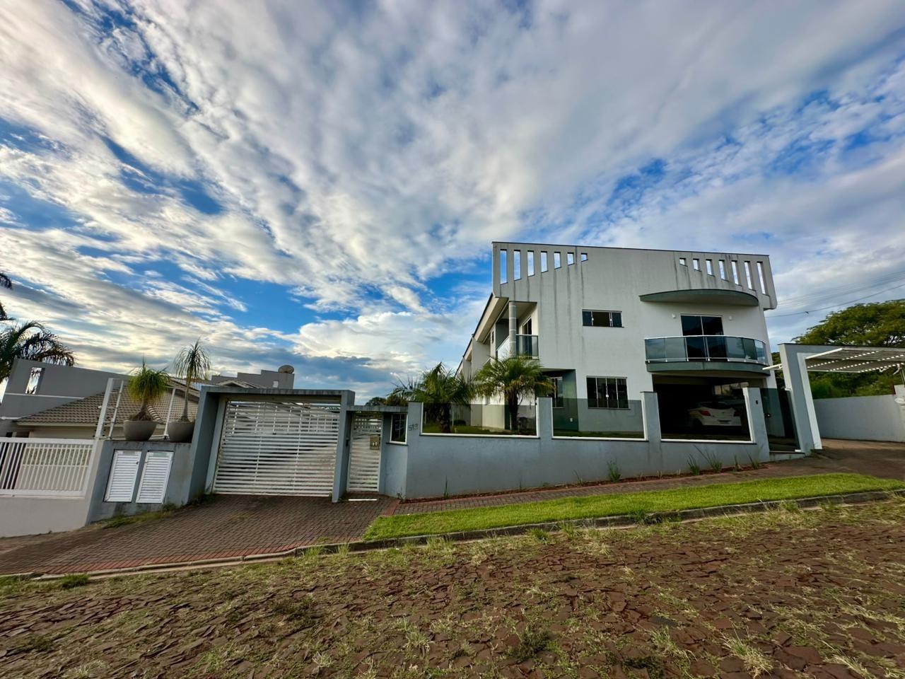 Sobrado com vista panorâmica no bairro Pinheiros em Pato Branc...