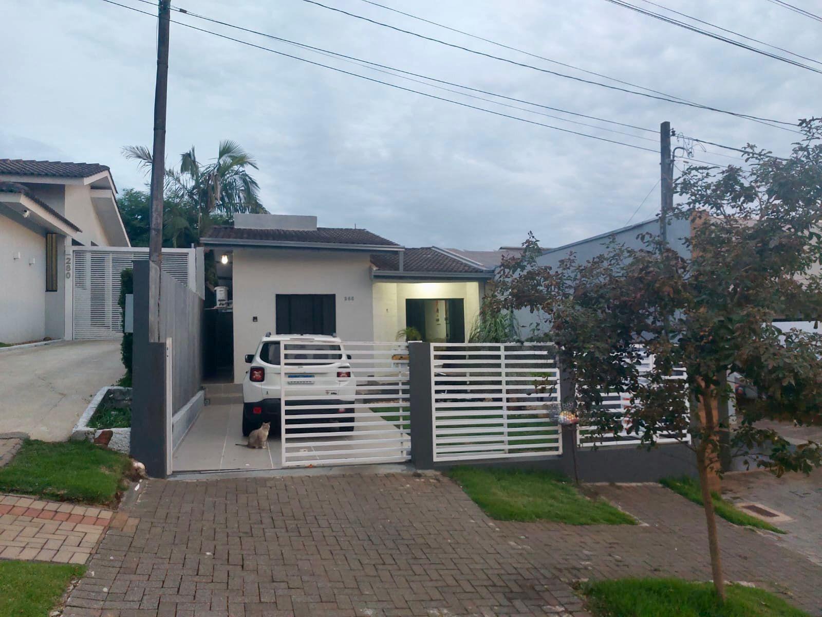 Casa com 01 suítes e 02 quartos à venda no Bairro São Luiz em ...