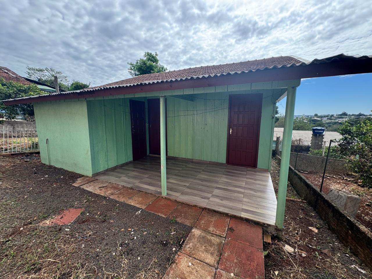 Casa com 02 quartos para loca??o no bairro S?o Roque em Pato B...