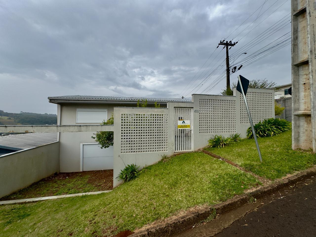 Casa para loca??o no bairro S?o Vicente em Pato Branco - PR