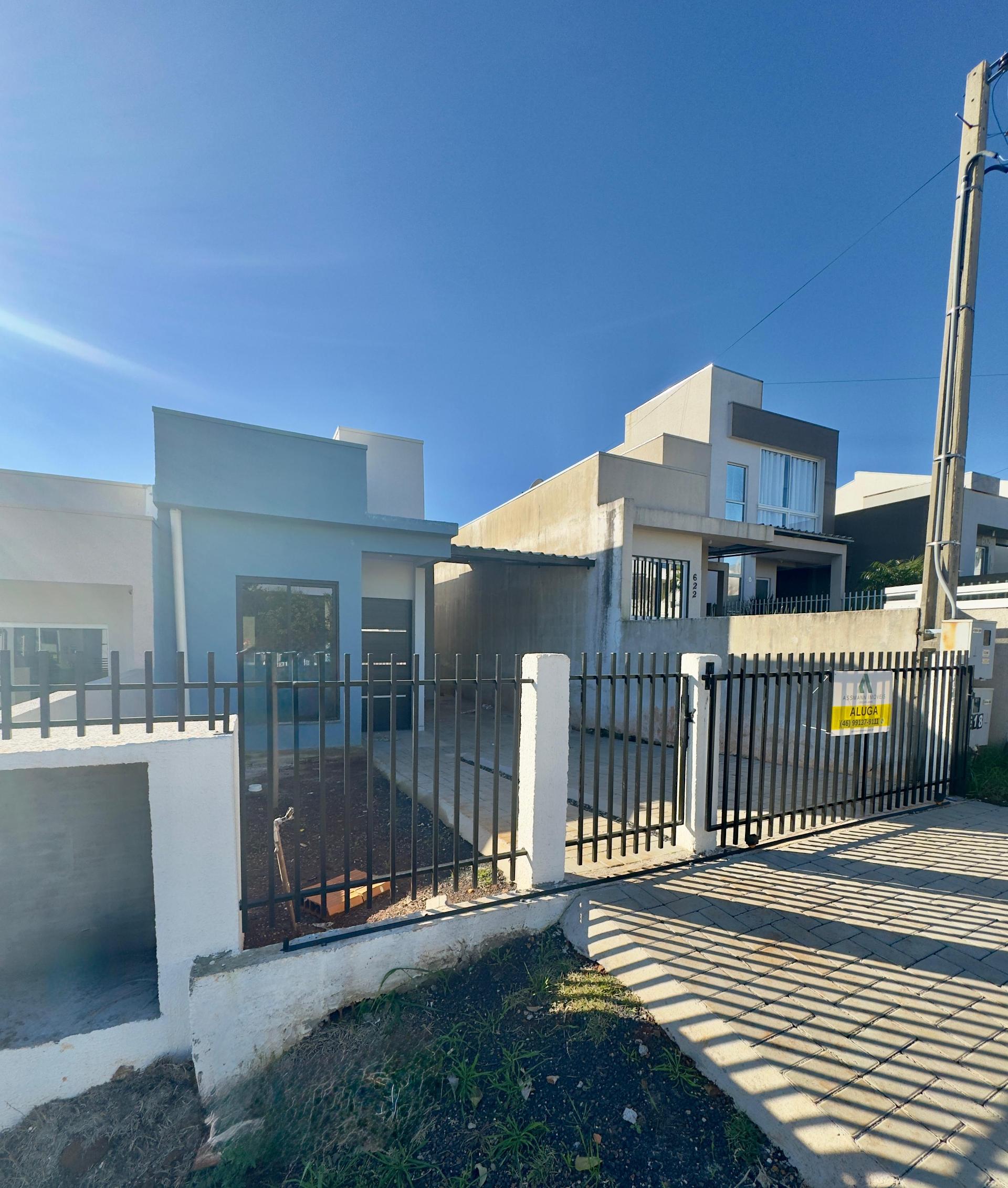 Casa NOVA para loca??o no bairro Fraron em Pato Branco - PR