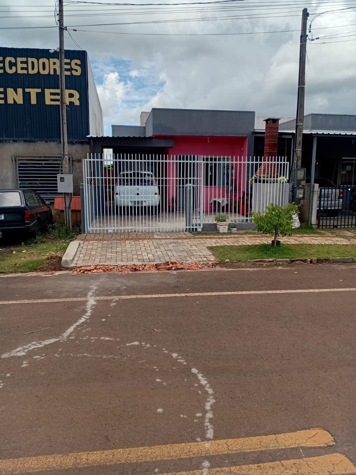 Casa com 02 quartos ? venda no bairro Alvorada em Pato Branco ...
