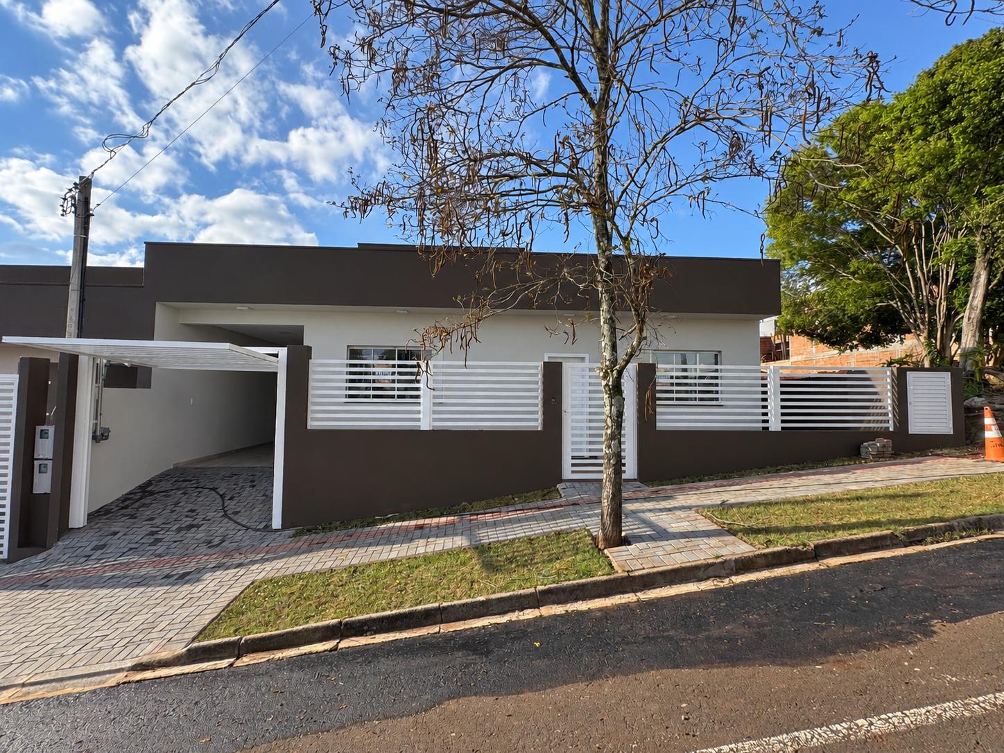 Casa nova à venda no bairro La Salle em Pato Branco - PR