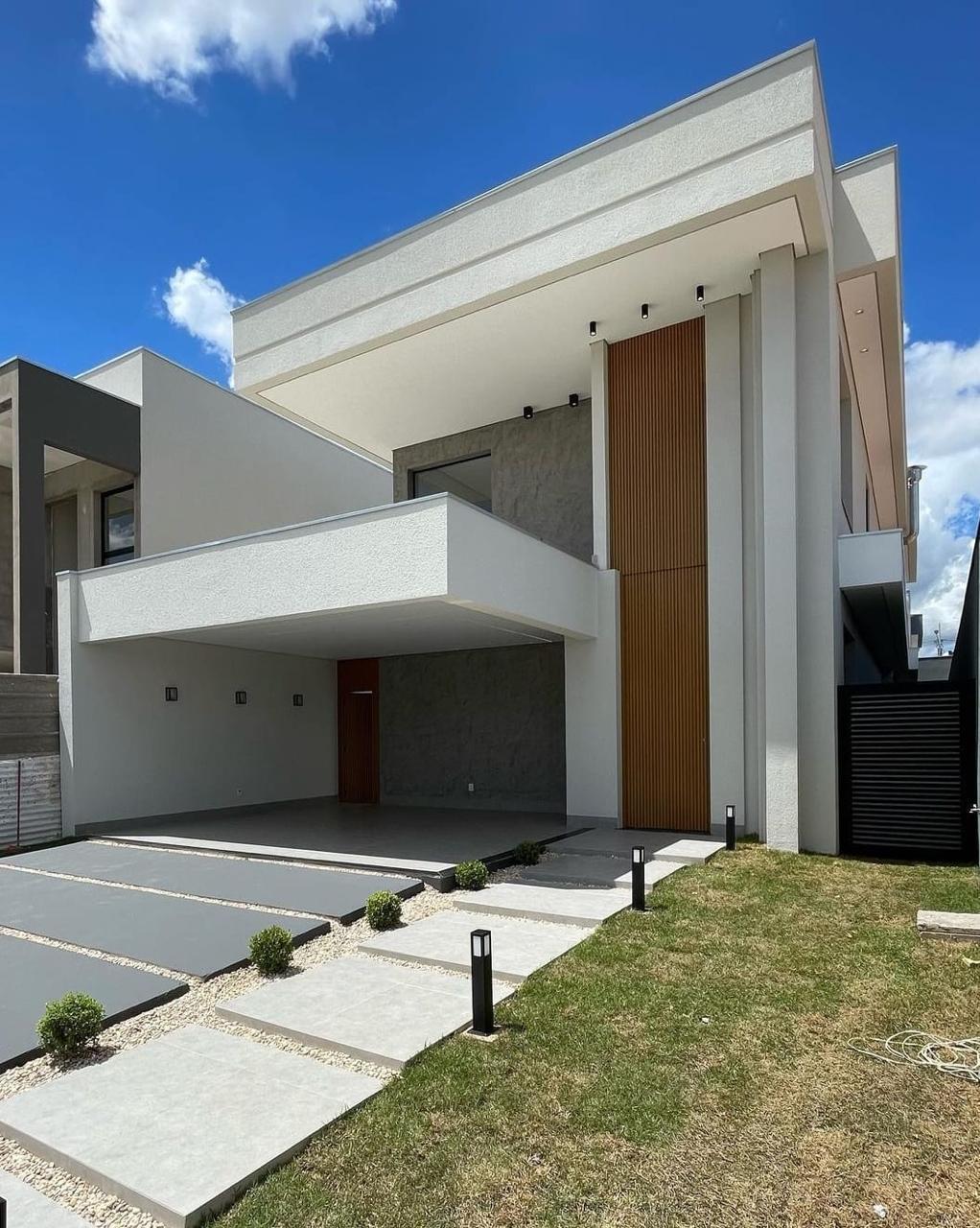 Sobrado no Belvedere II com 4 suítes, piscina e gourmet por R ...