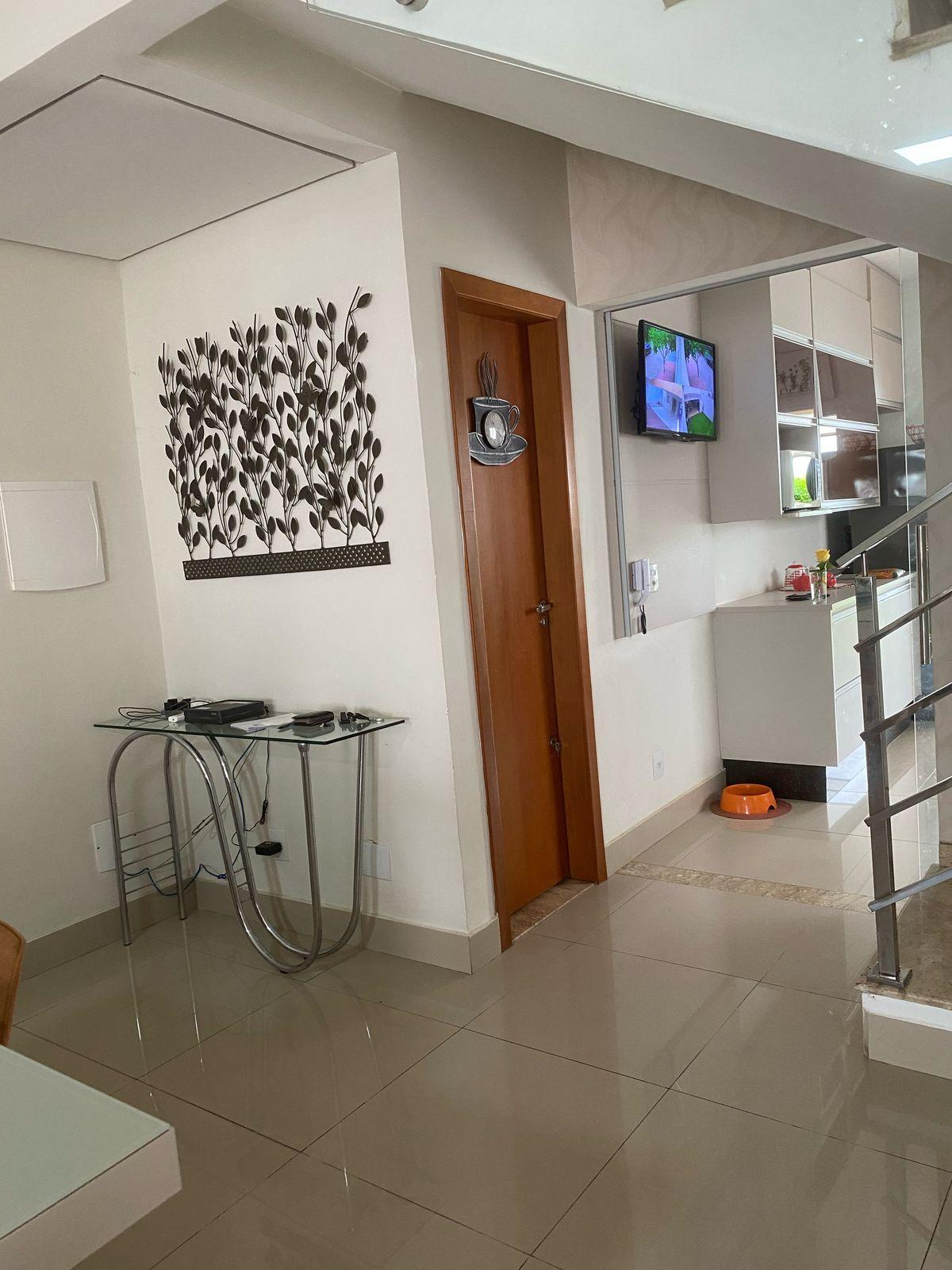 Sobrado com 3 Su?tes no Jardim Calif?rnia.Pronto para Financiar 