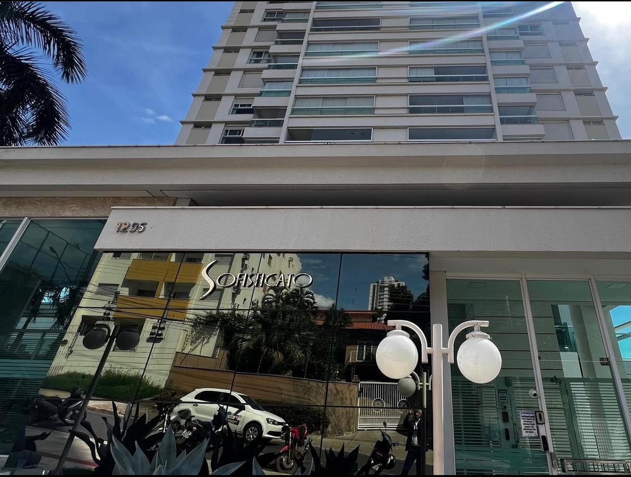 Apartamento mobiliado à venda no Edifício Sofisticato com 3 su...