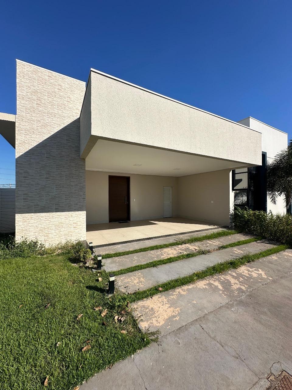 Casa térrea com piscina e usina solar no Primor das Torres par...