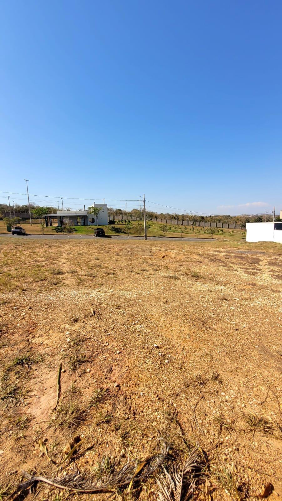 Lote à venda no Florais da Mata com 426 m  em localização priv...