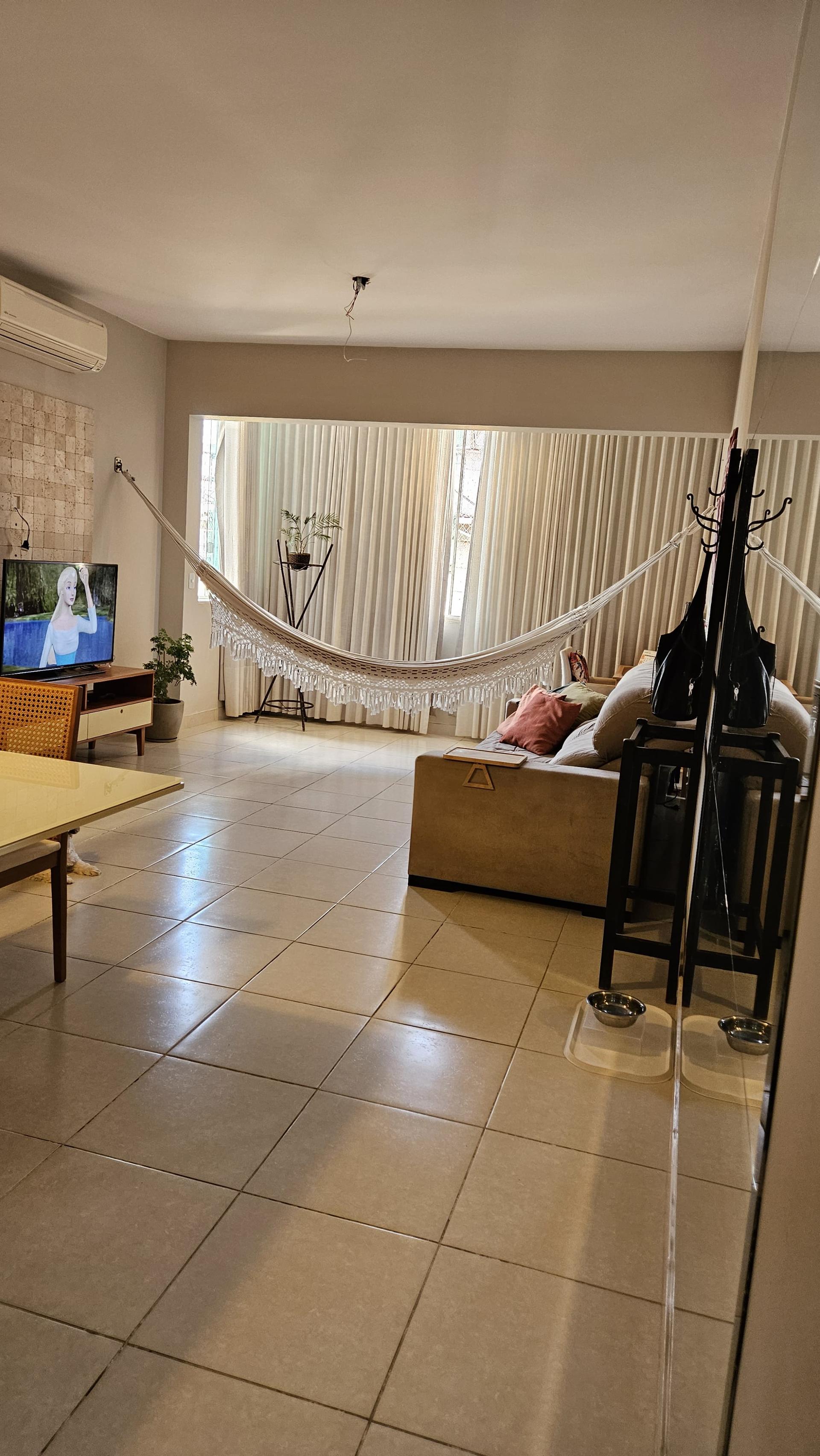 Apartamento no Edifício Potiguara com 3 quartos e Sol da manhã