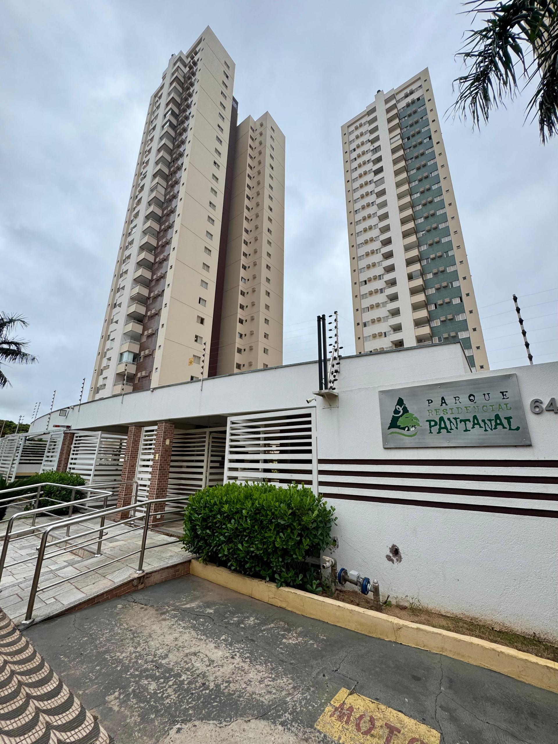 Apartamento 3 quartos com varanda gourmet no Condomínio Pantan...