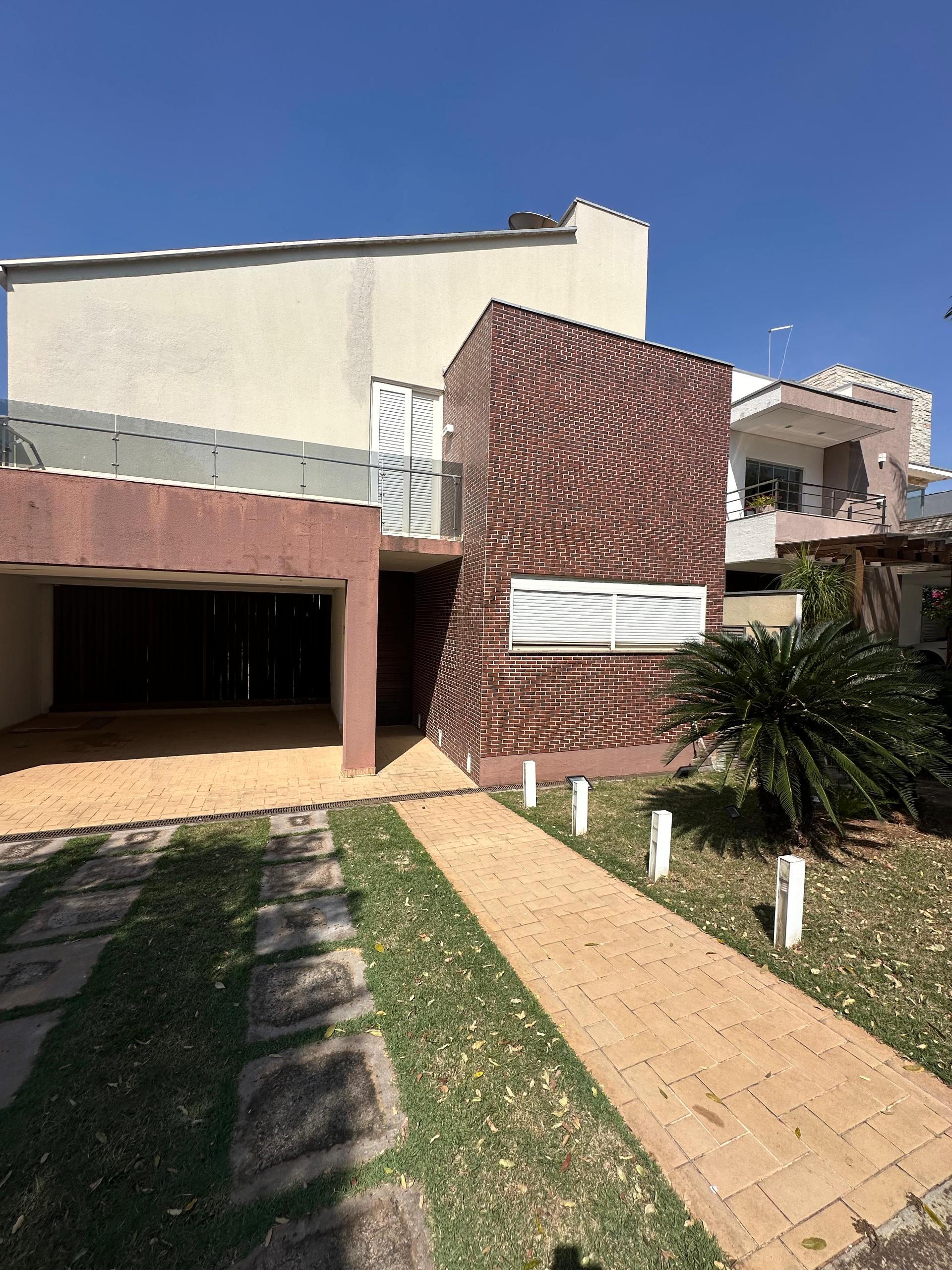 Casa de Alto Padrão à Venda no Condomínio Belvedere I no Jardi...