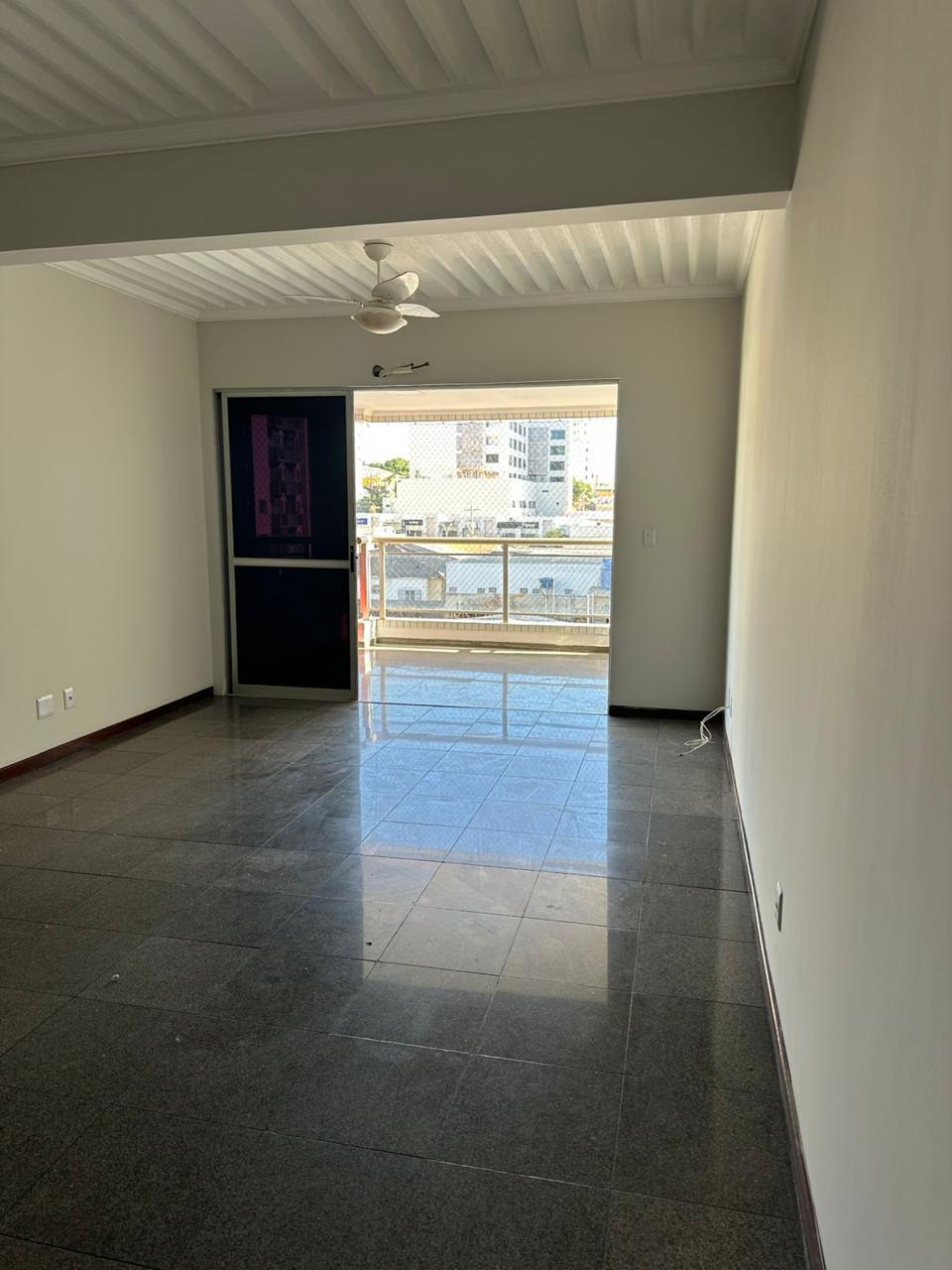 Apartamento ? venda com 3 quartos e sacada gourmet no Bosque d...