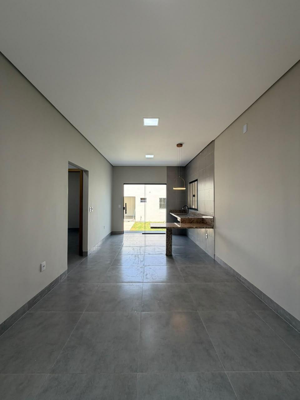 Casa à Venda no bairro Jardim Imperial por R$ 600.000,00