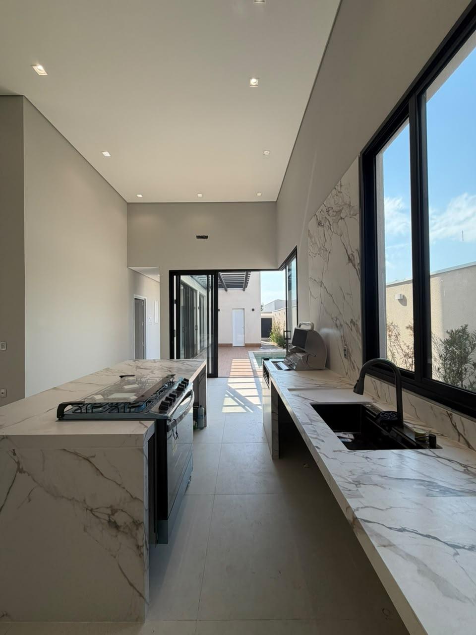 Casa Térrea no Condomínio Belvedere II à venda por R$ 1.700.00...