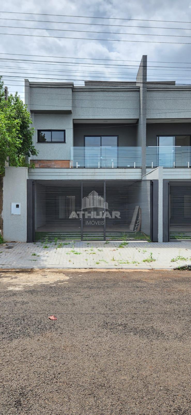 SOBRADOS Á VENDA NO BAIRRO TRÊS BANDEIRAS