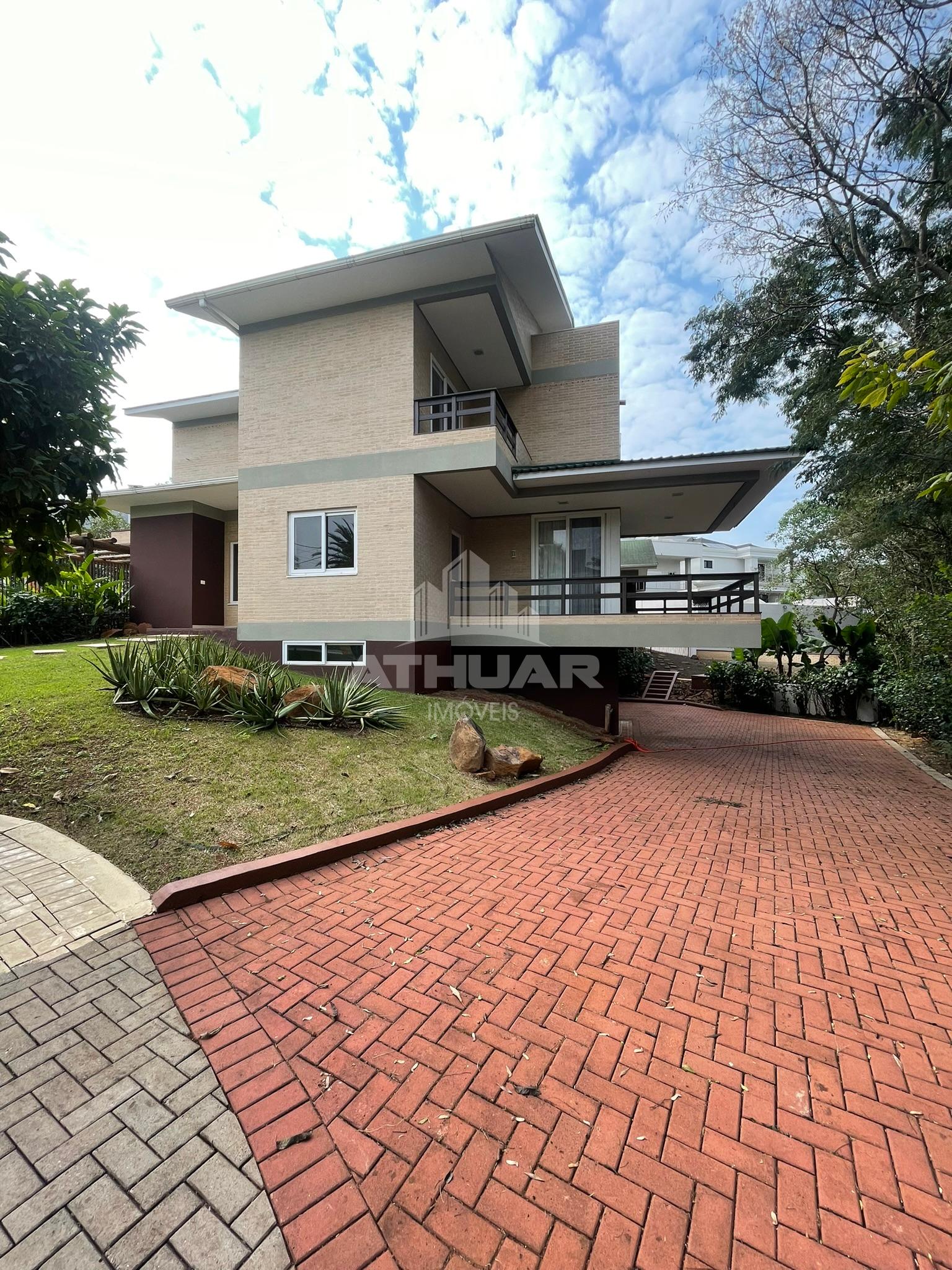 SOBRADO À VENDA NO CONDOMÍNIO RESIDENCIAL COUNTRY IGUAÇU
