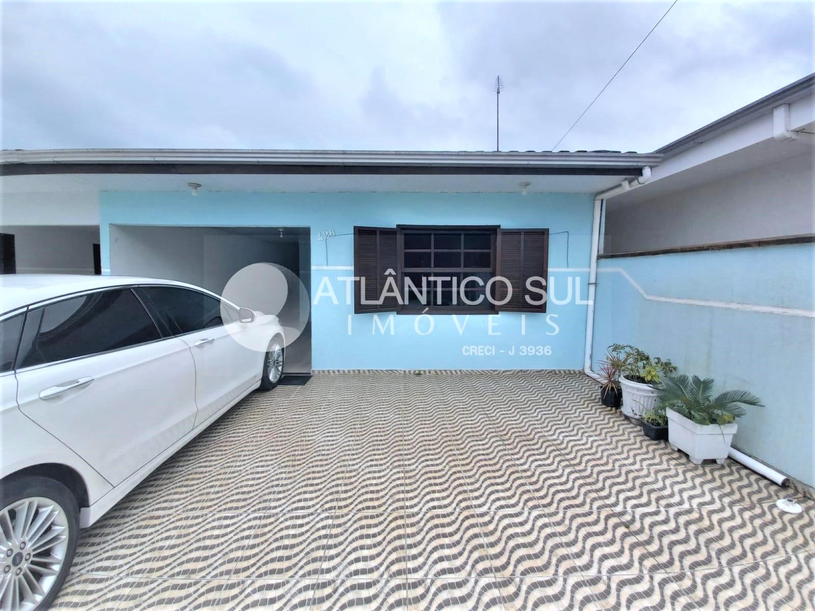 Casa perto do mar com 2 quartos e piscina no GAIVOTAS, MATINHO...