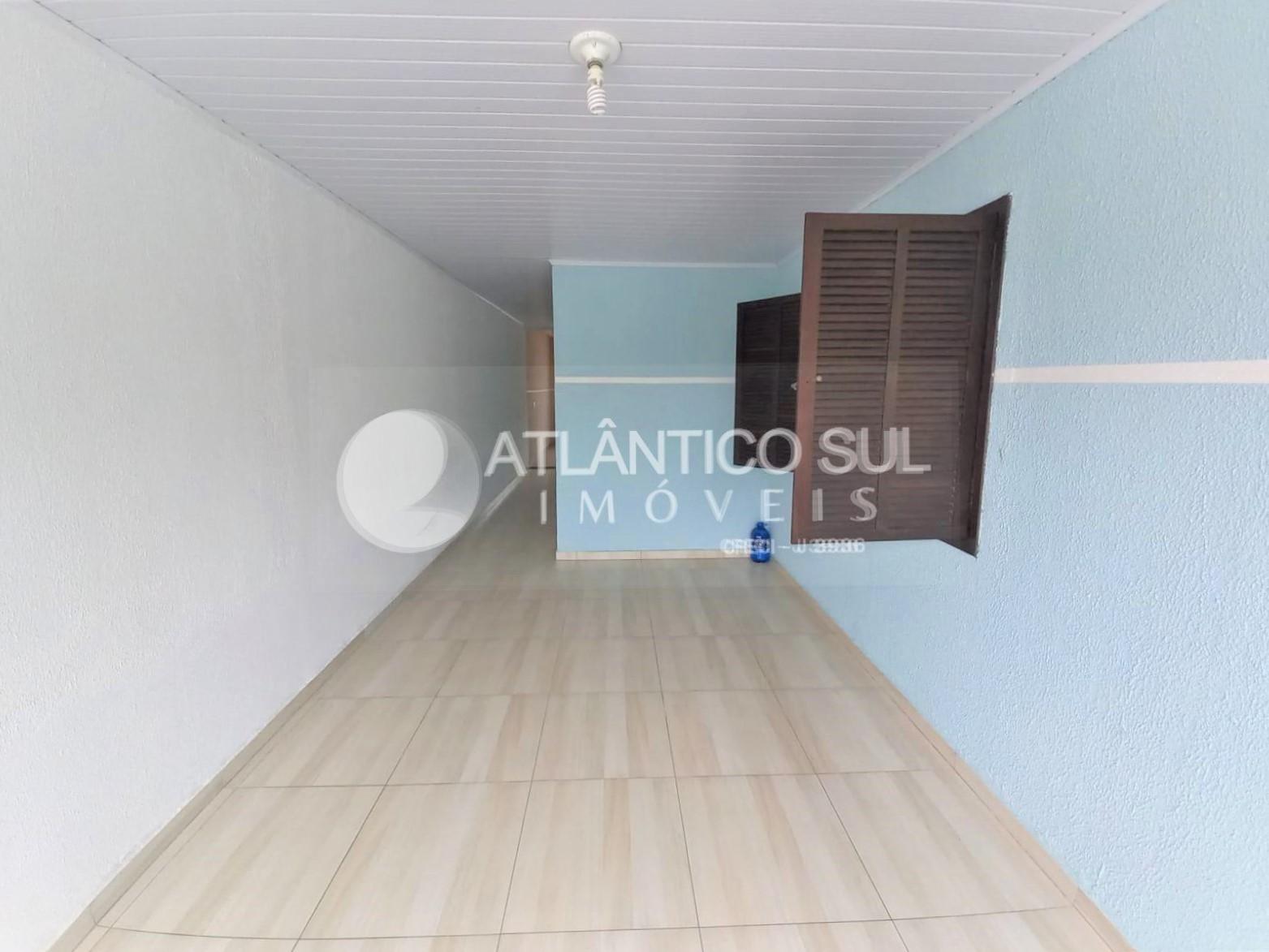 Casa perto do mar com 2 quartos e piscina no GAIVOTAS, MATINHO...