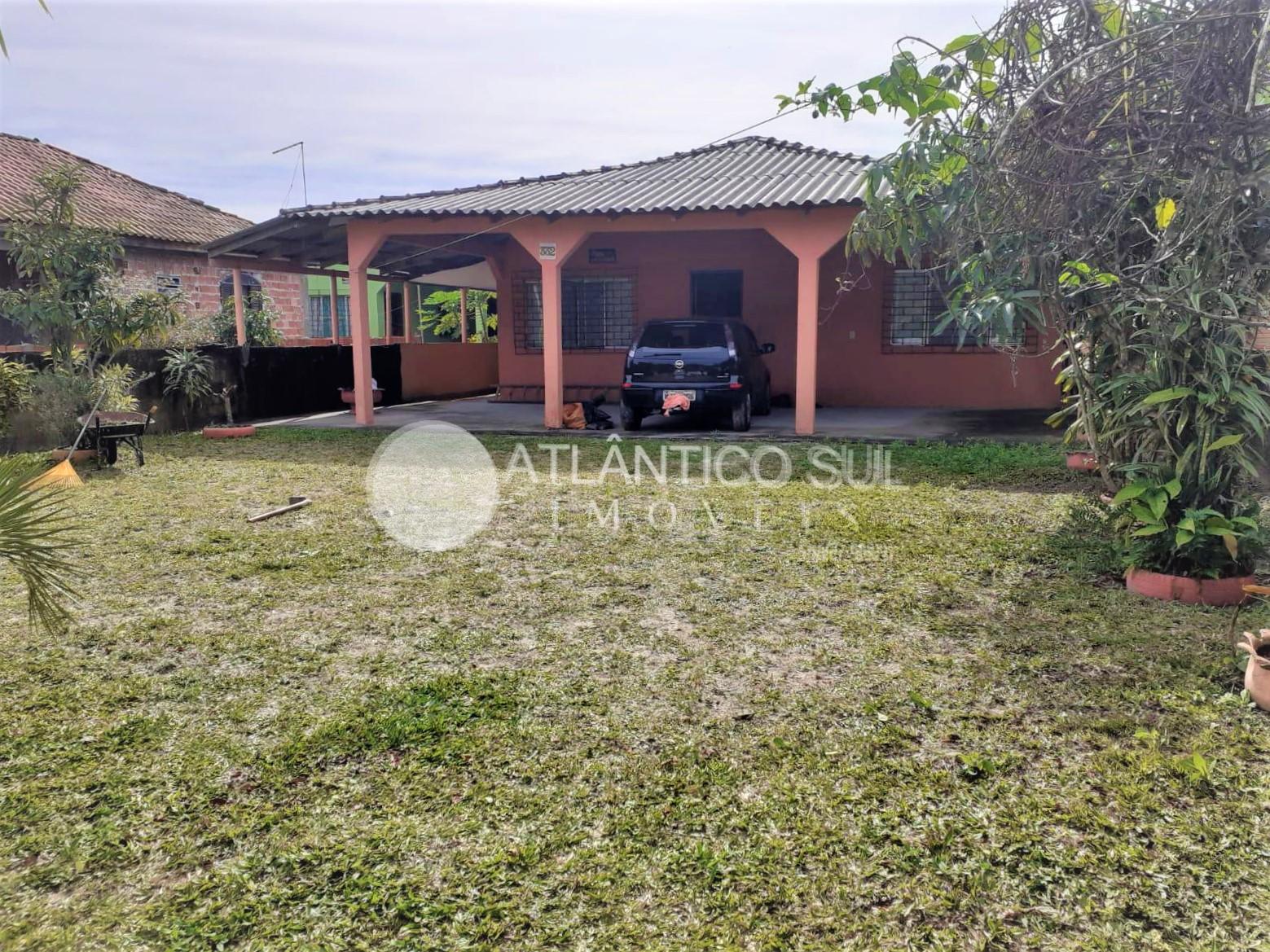 Casa à venda, próxima ao mar no balneário Pereque, MATINHOS - PR