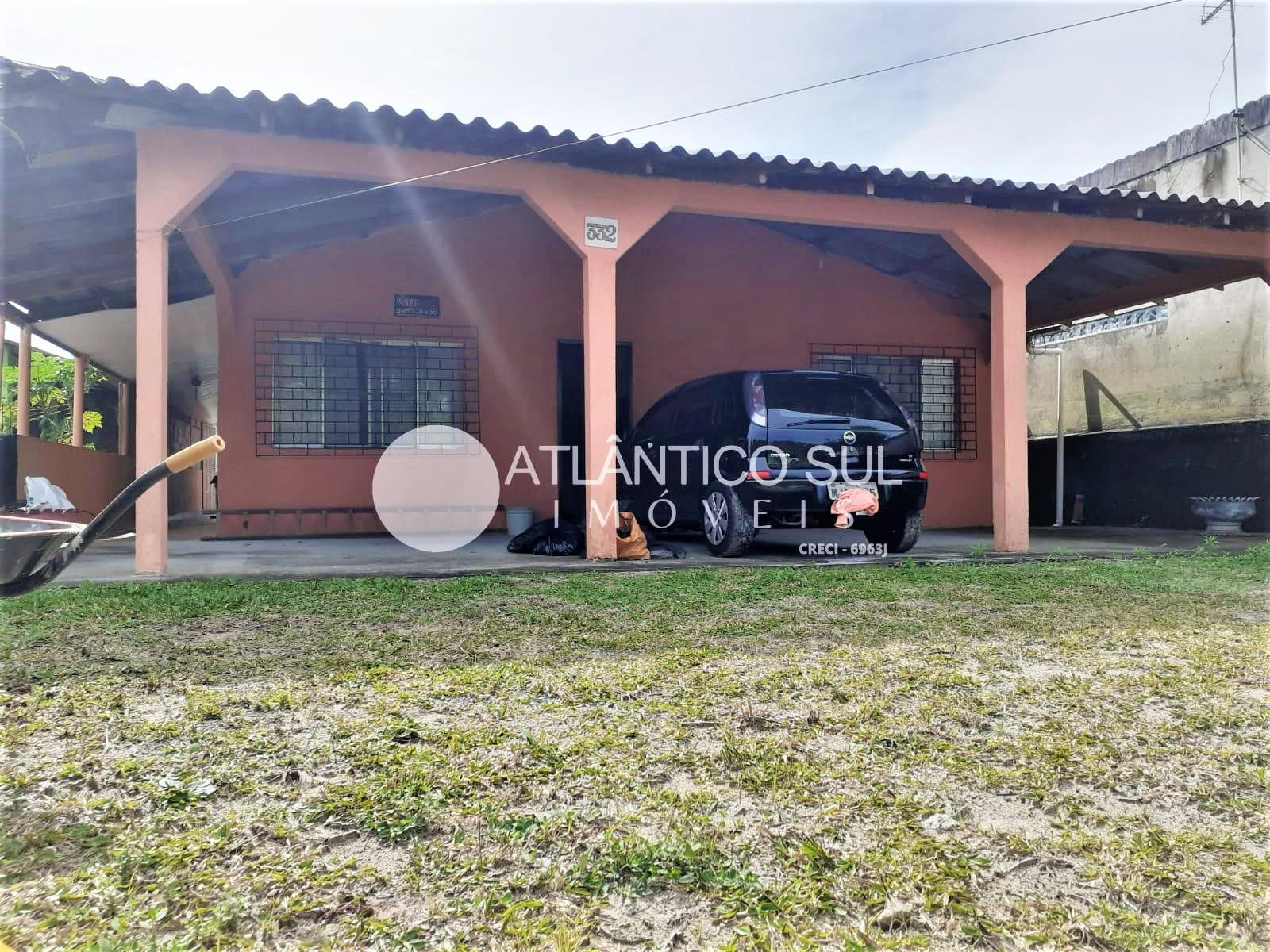 Casa à venda, próxima ao mar no balneário Pereque, MATINHOS - PR