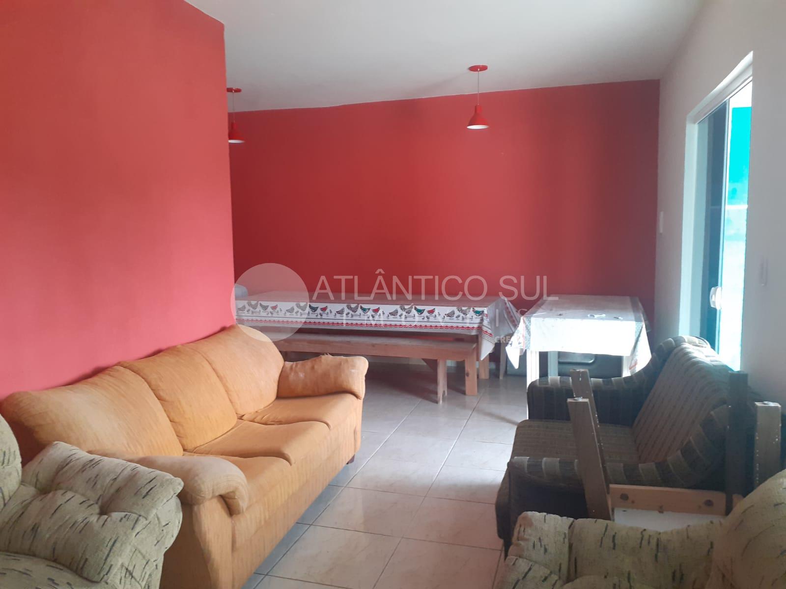 Casa à venda com amplo espaço de terreno, Santa Terezinha, PON...